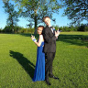 Meet your Posher, Dustin